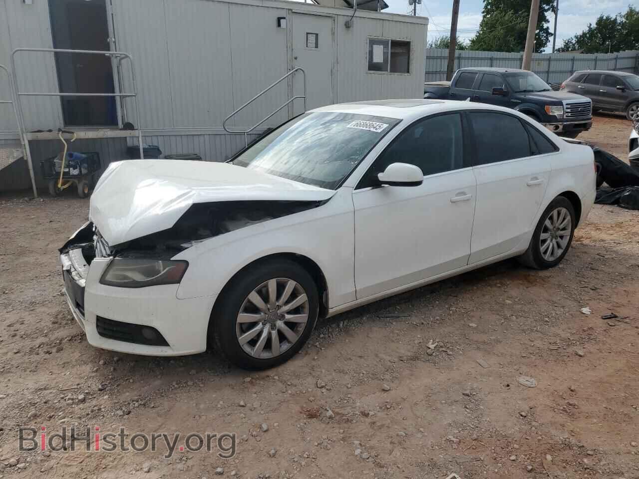 Photo WAUEFAFL3BN037994 - AUDI A4 2011