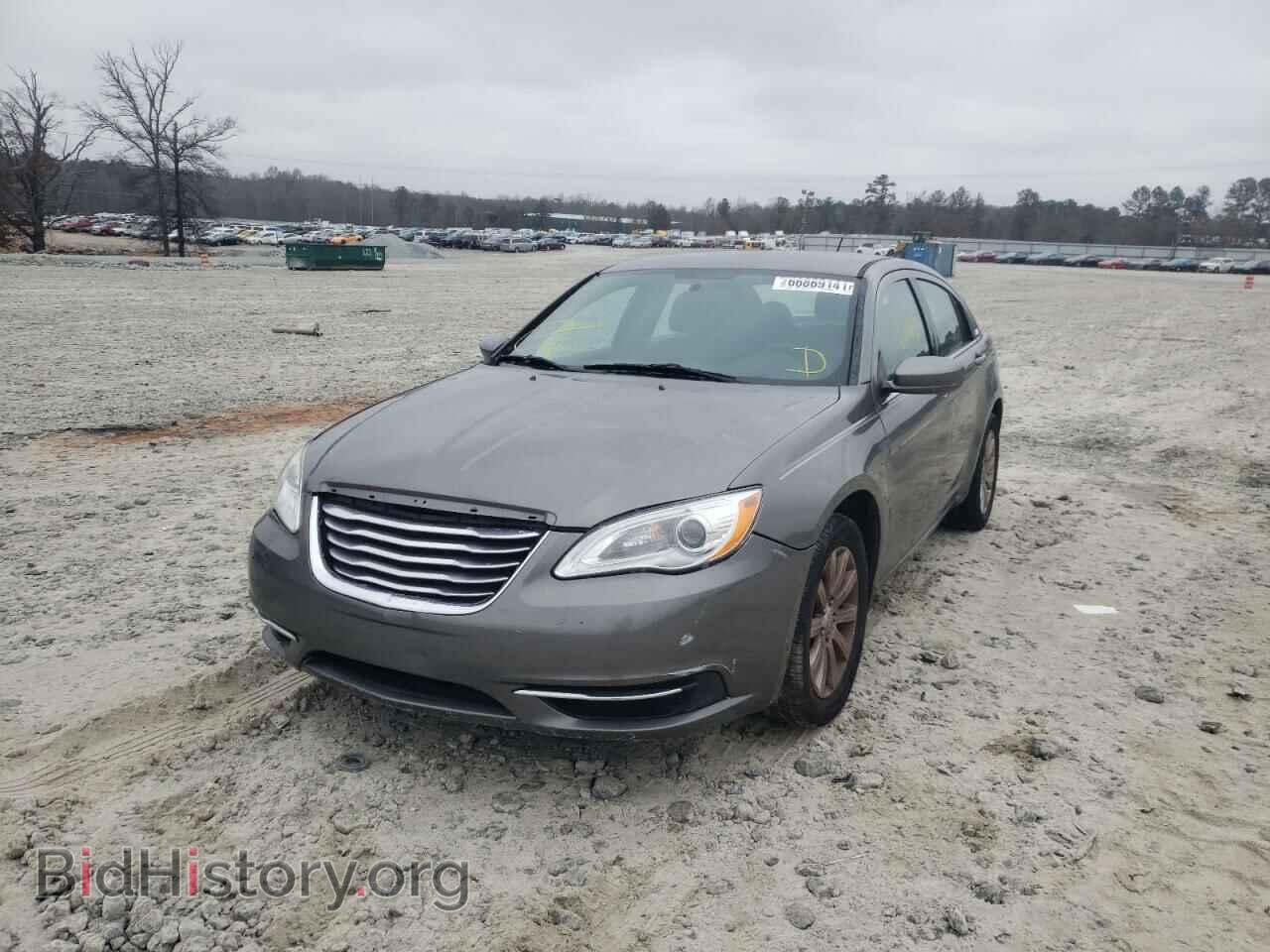 2013 CHRYSLER 200 - VIN: 1C3CCBBB2DN539456 - Фото 2