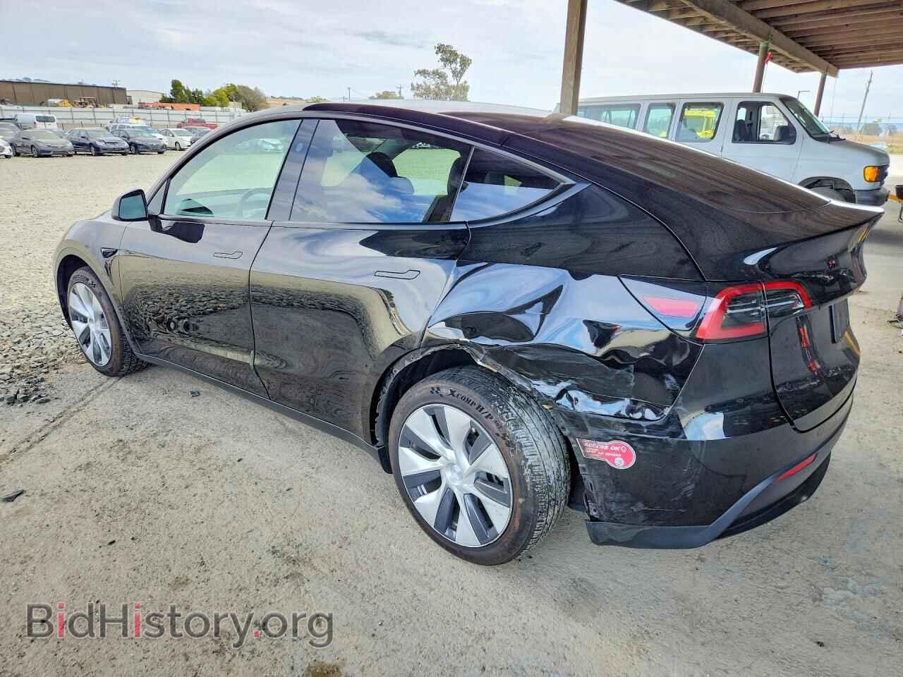 2024 TESLA MODEL Y - VIN: 7SAYGDEE5RF983494 - Фото 2