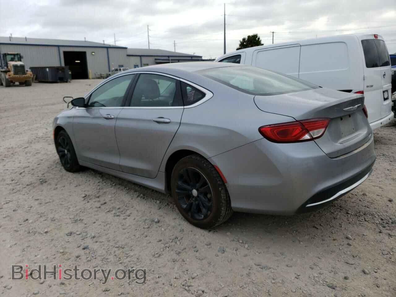 2015 CHRYSLER 200 - VIN: 1C3CCCAB7FN671770 - Фото 2