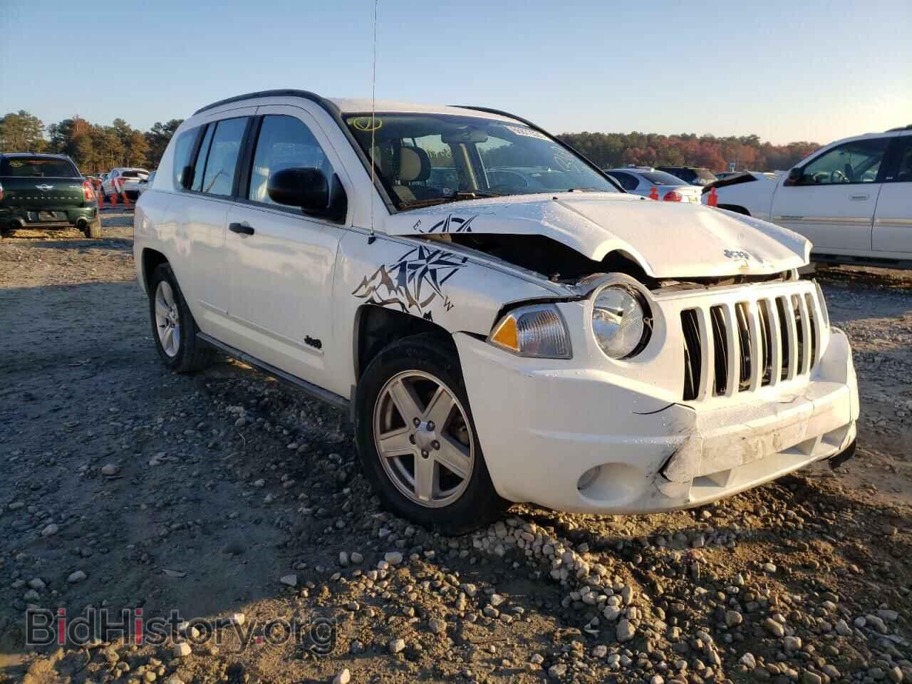 Photo 1J4NT4FA1AD585387 - JEEP COMPASS 2010