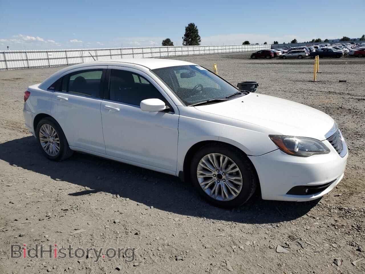 2014 CHRYSLER 200 - VIN: 1C3CCBBG1EN149865 - Фото 4