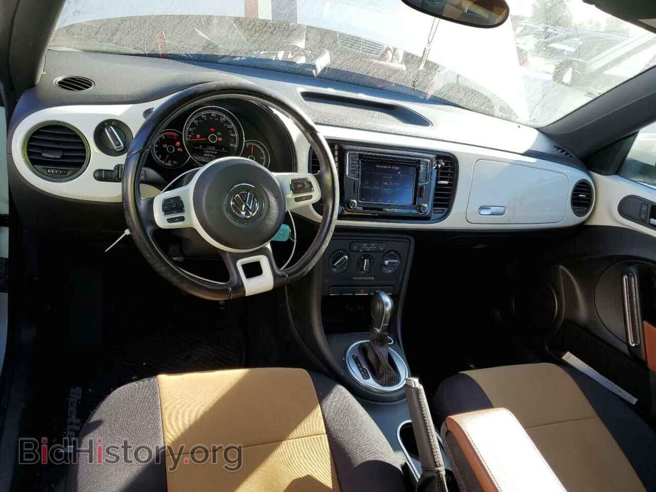 2017 VOLKSWAGEN BEETLE - VIN: 3VWF17AT2HM624705 - Фото 8