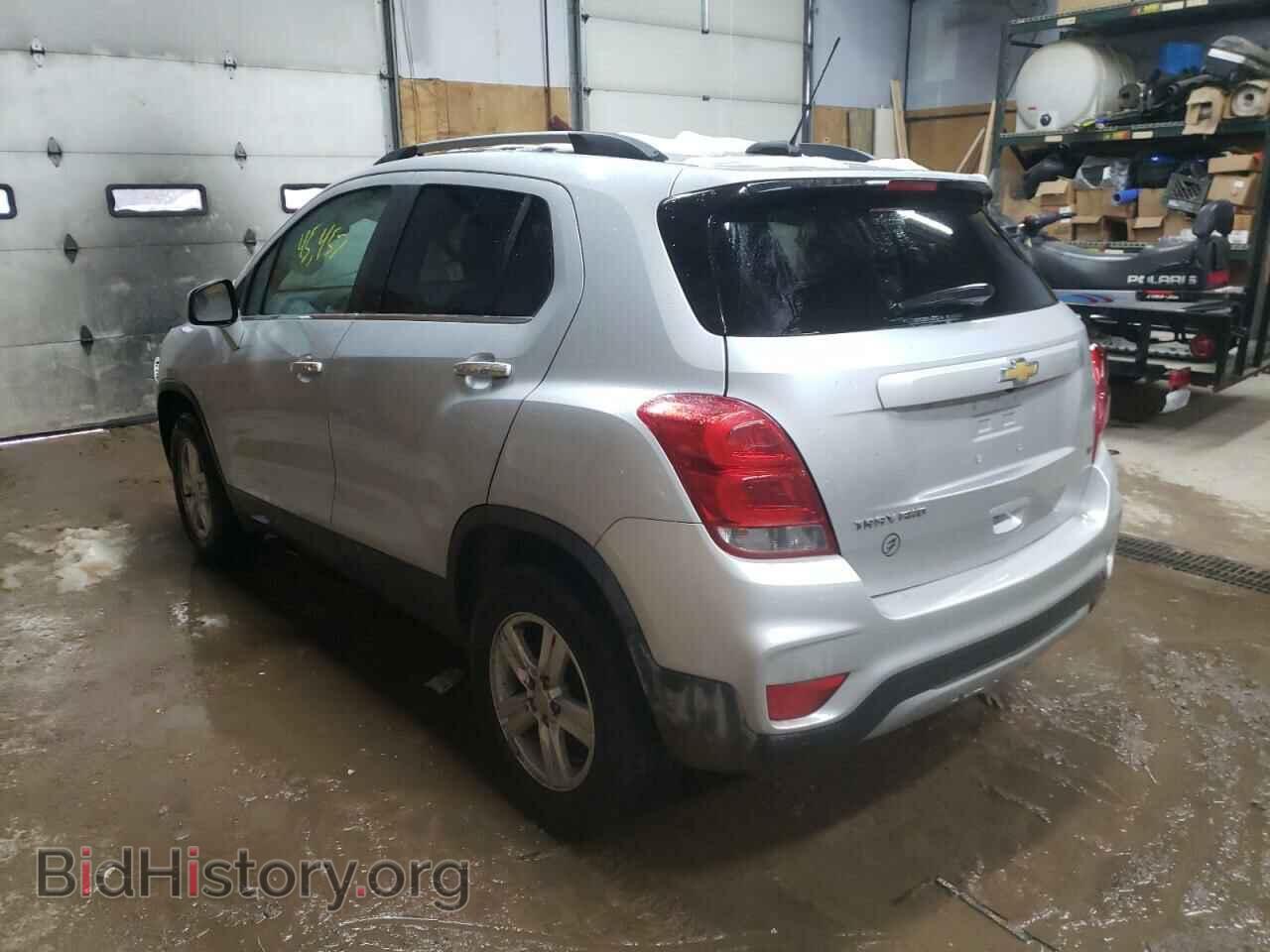 2017 CHEVROLET TRAX - VIN: 3GNCJPSB2HL277935 - Фото 3