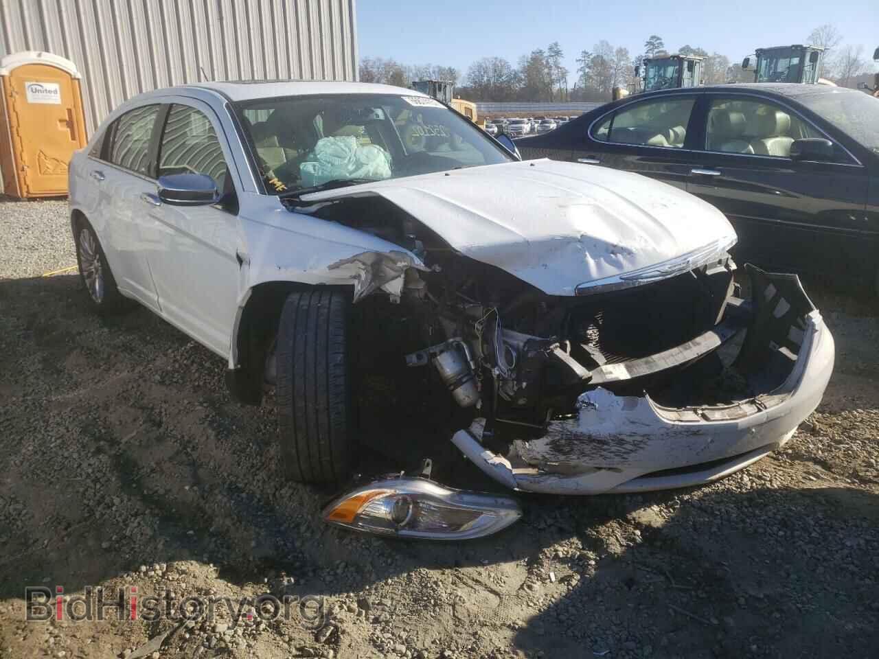 Photo 1C3BC2FG7BN582575 - CHRYSLER 200 2011
