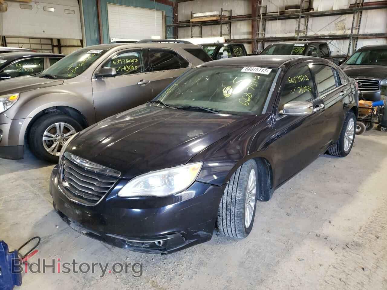 2011 CHRYSLER 200 - VIN: 1C3BC2FB3BN503763 - Фото 2