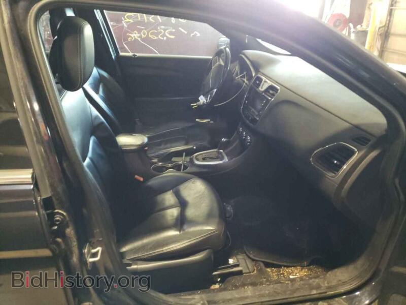 2011 Chrysler 200 (VIN 1C3BC2FB3BN503763) — photo 5 of 10