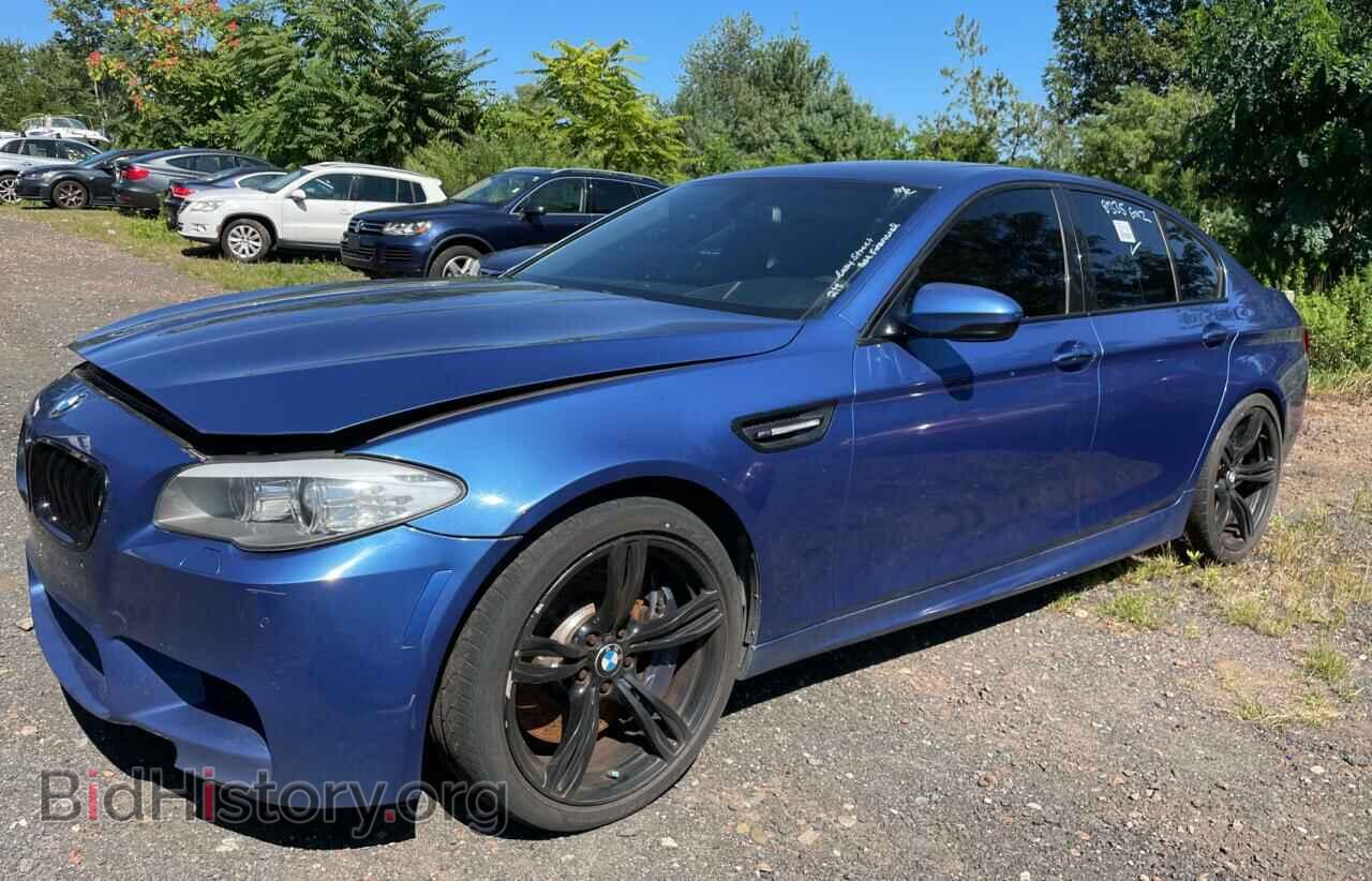 2013 BMW M5 - VIN: WBSFV9C59DD095589 - Фото 2