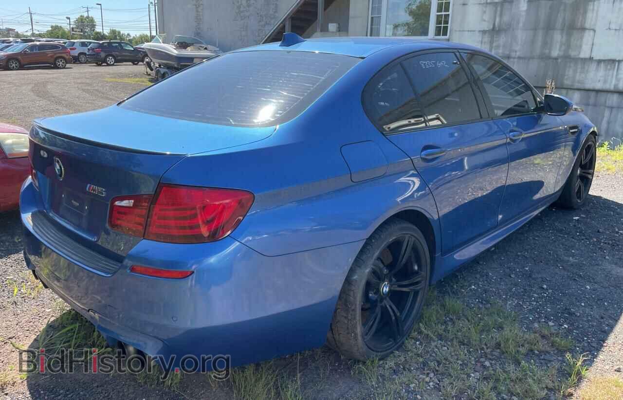 2013 BMW M5 - VIN: WBSFV9C59DD095589 - Фото 4
