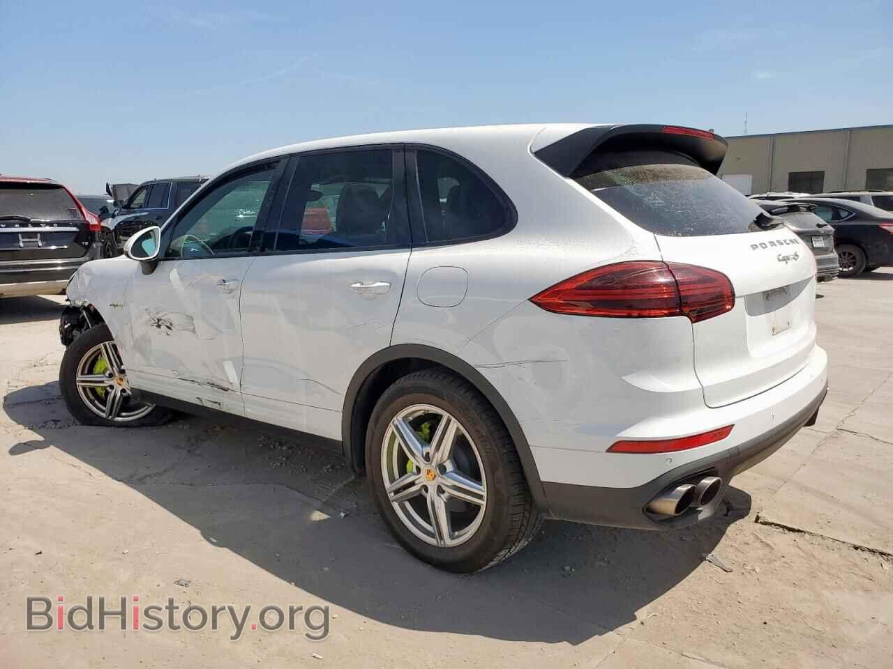 2016 PORSCHE CAYENNE - VIN: WP1AE2A21GLA18354 - Фото 2