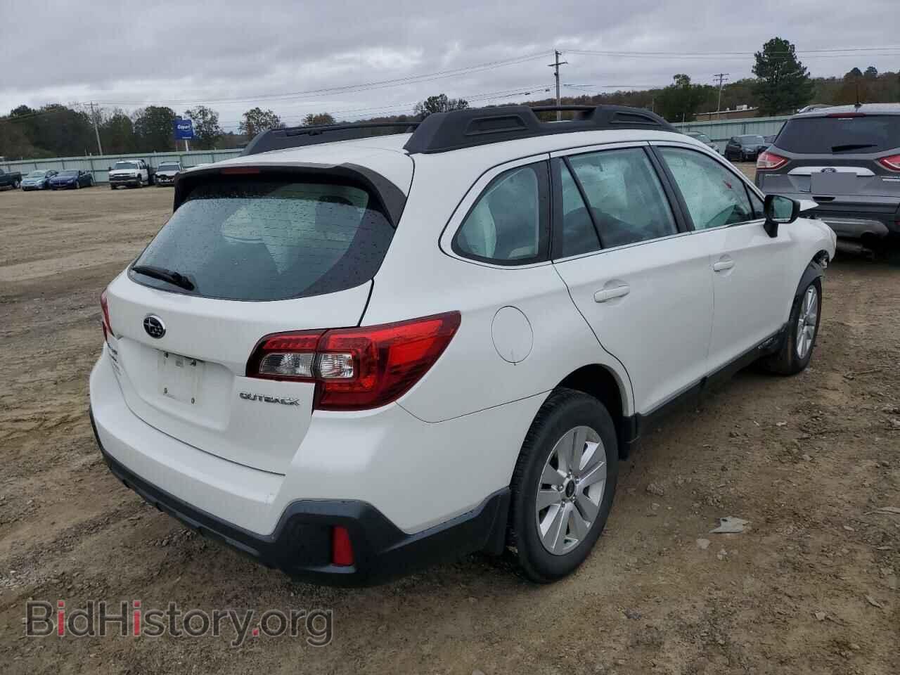 2018 SUBARU OUTBACK - VIN: 4S4BSAACXJ3275033 - Фото 4
