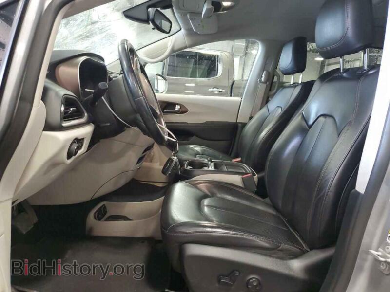 2018 Chrysler PACIFICA (VIN 2C4RC1BG6JR112338) — photo 7 of 13