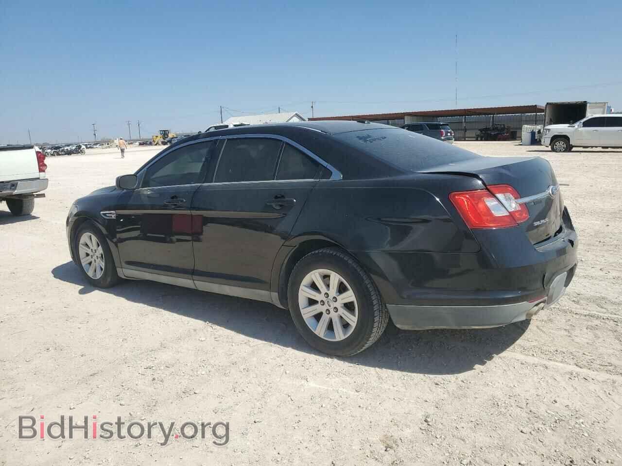 2011 FORD TAURUS - VIN: 1FAHP2DW3BG116012 - Фото 2
