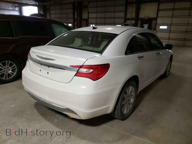 2013 Chrysler 200 (VIN 1C3CCBCG4DN524550) — фото 4 из 10