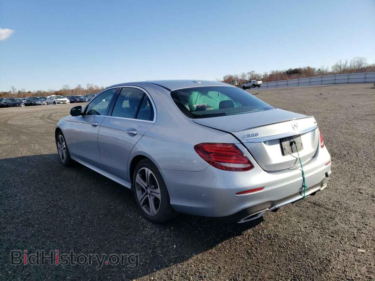 2017 MERCEDES-BENZ E-CLASS - VIN: WDDZF4KBXHA202867 - Фото 3