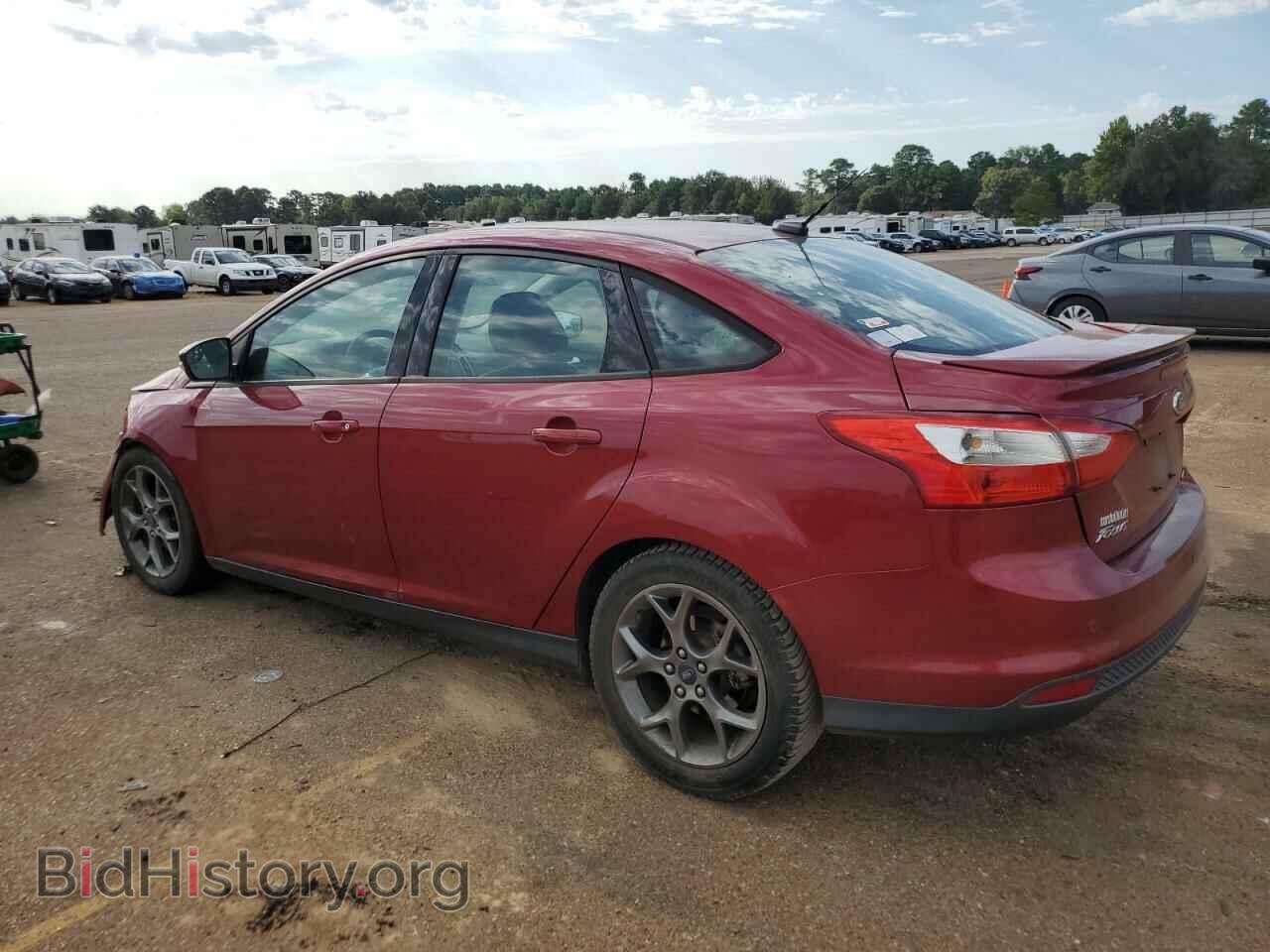 2013 FORD FOCUS - VIN: 1FADP3F28DL372820 - Фото 2