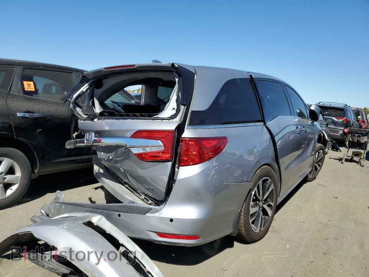 2018 HONDA ODYSSEY - VIN: 5FNRL6H90JB078317 - Фото 3