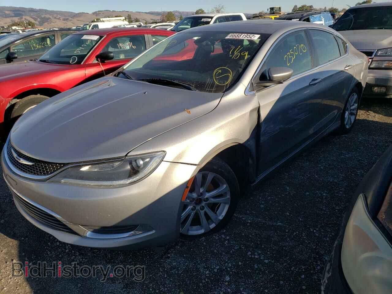 2015 CHRYSLER 200 - VIN: 1C3CCCABXFN637550 - Фото 2
