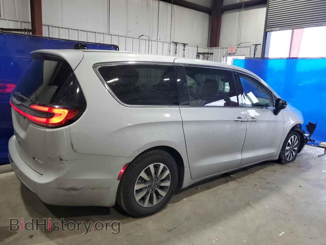 2024 CHRYSLER PACIFICA - VIN: 2C4RC1S70RR177813 - Фото 3