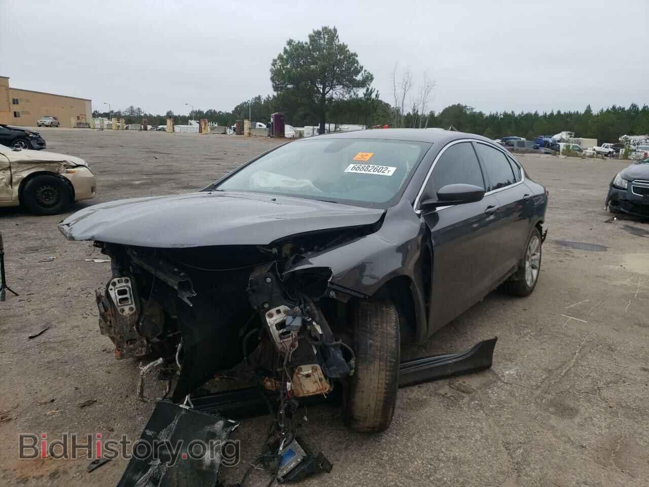 2015 CHRYSLER 200 - VIN: 1C3CCCAB5FN591447 - Фото 2