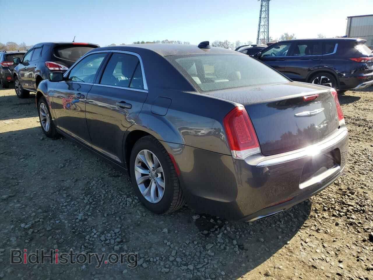 2015 CHRYSLER 300 - VIN: 2C3CCAAG5FH786974 - Фото 3