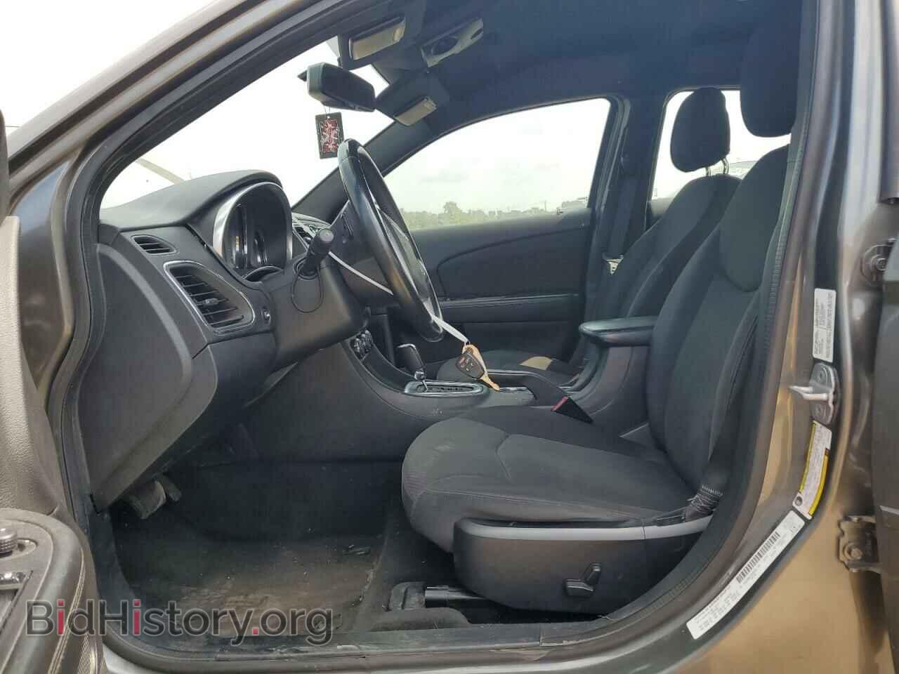2012 CHRYSLER 200 - VIN: 1C3CCBBB1CN229748 - Photo 7