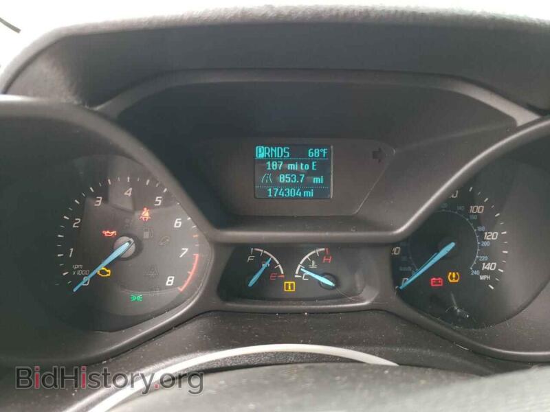 2014 Ford TRANSIT (VIN NM0LS7E7XE1151786) — фото 9 из 14