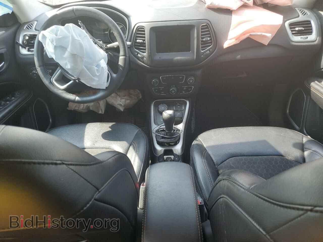 2019 JEEP COMPASS - VIN: 3C4NJDBB0KT734099 - Фото 8