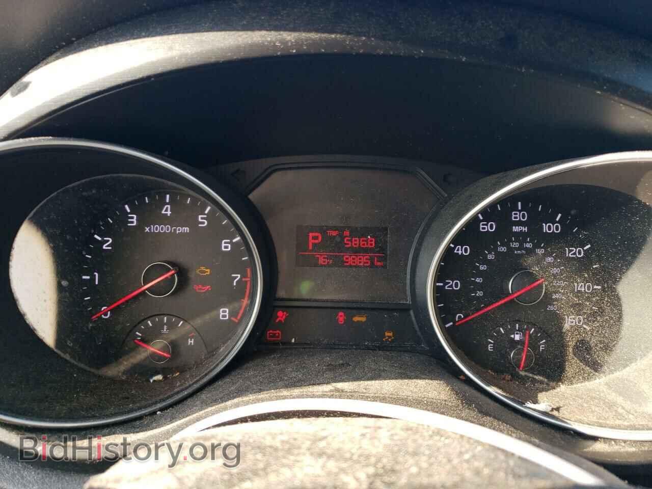 2015 KIA All Models - VIN: KNDMB5C19F6021139 - Фото 9