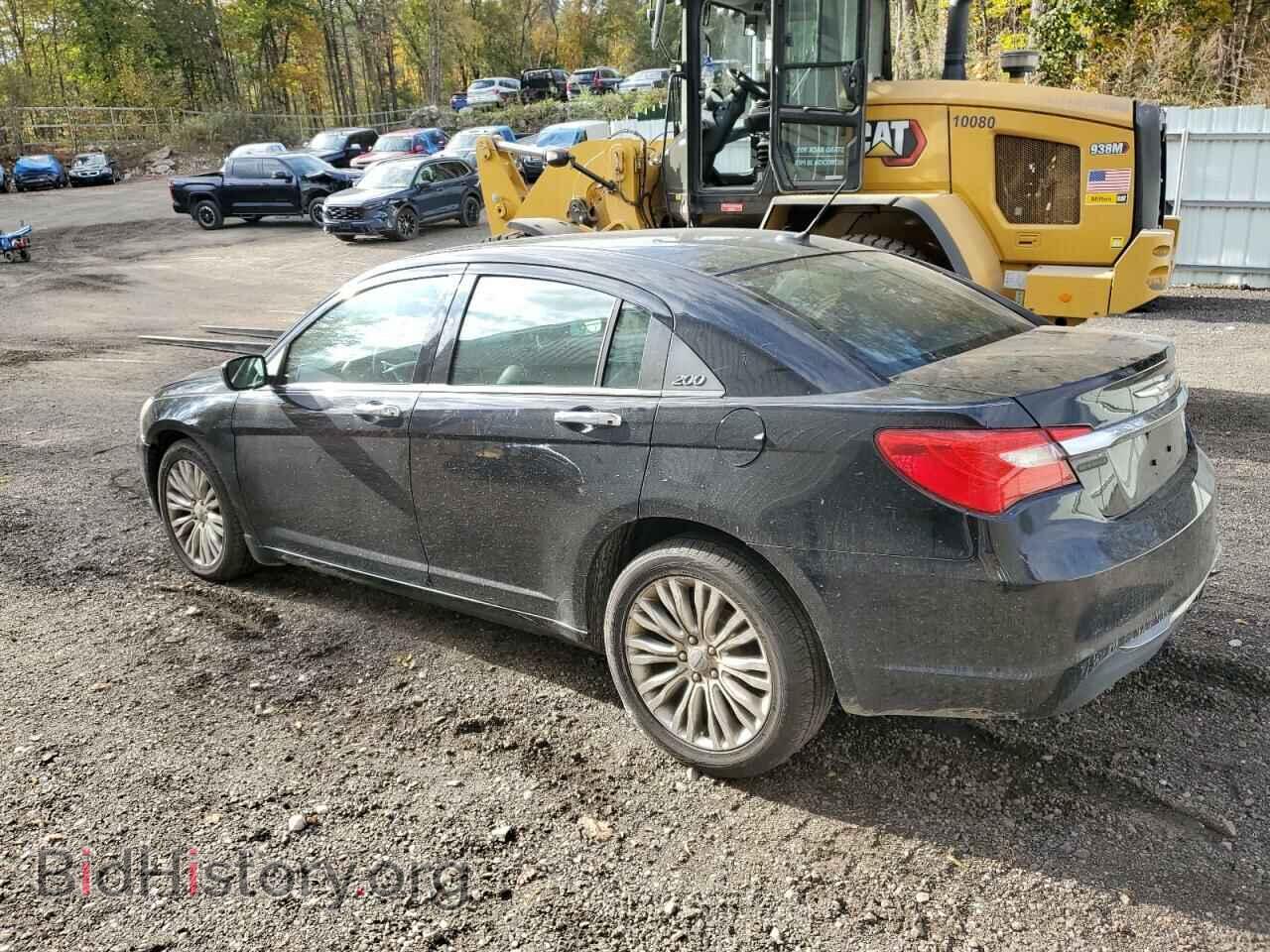 2011 CHRYSLER 200 - VIN: 1C3BC2FG9BN623076 - Фото 2