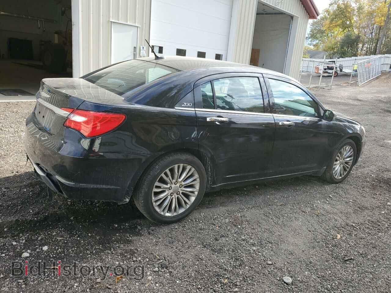 2011 CHRYSLER 200 - VIN: 1C3BC2FG9BN623076 - Фото 3