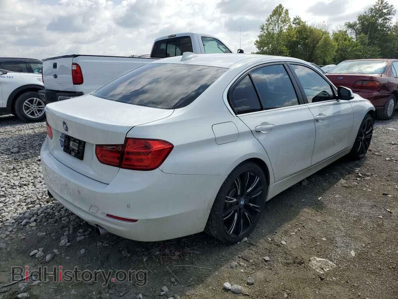 2015 BMW 3 SERIES - VIN: WBA3B9C5XFF589418 - Фото 3