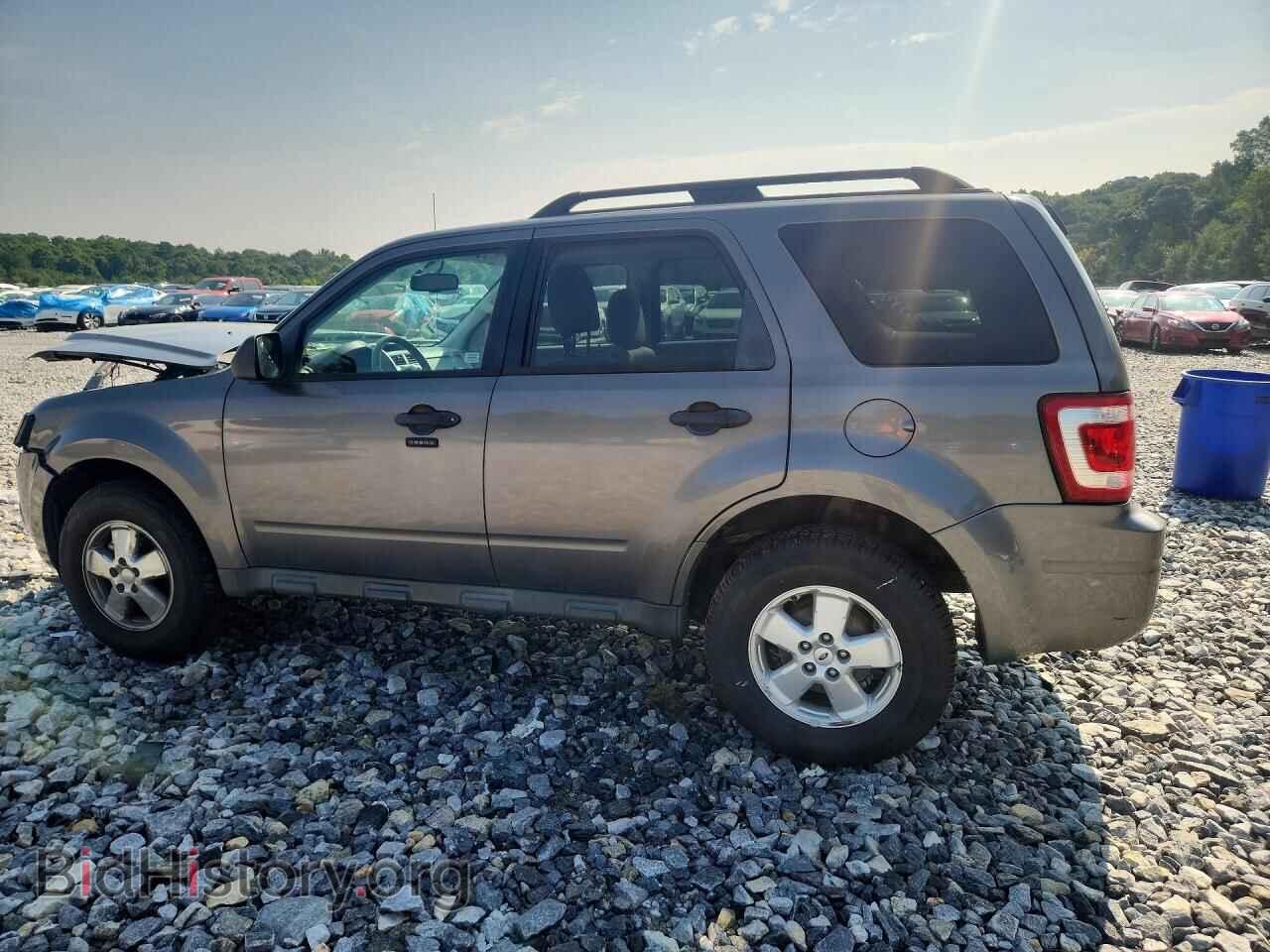 2011 FORD ESCAPE - VIN: 1FMCU0D78BKB45363 - Photo 2