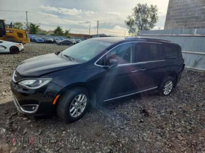 2020 Chrysler PACIFICA Touring L, black — VIN 2C4RC1BG3LR137667, Copart