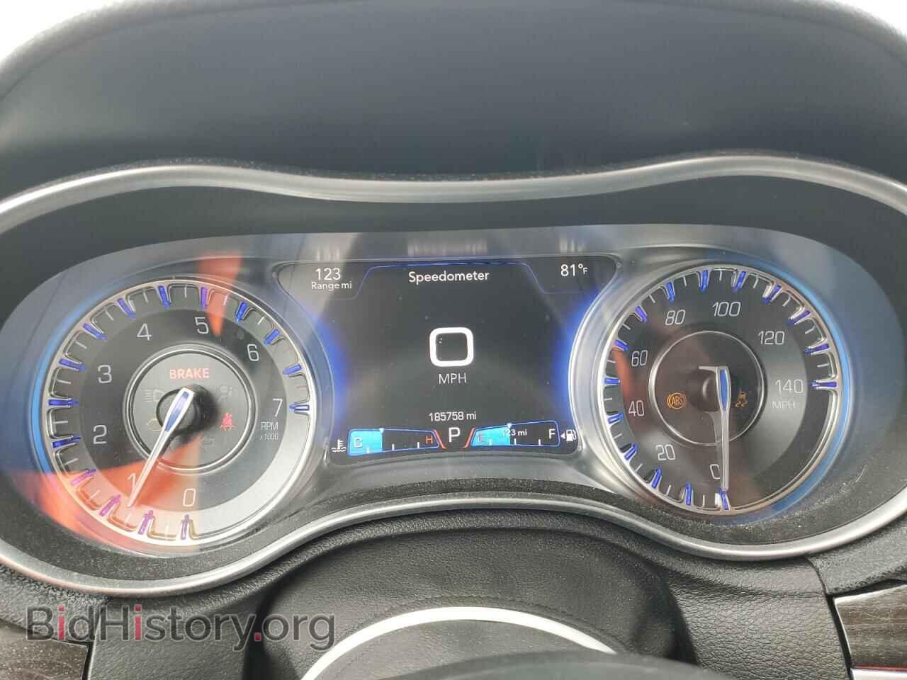 2015 CHRYSLER 300 - VIN: 2C3CCARG5FH736581 - Фото 9