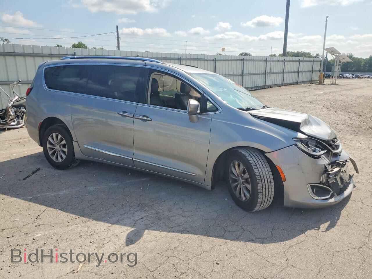2019 CHRYSLER PACIFICA - VIN: 2C4RC1BG4KR523478 - Photo 4