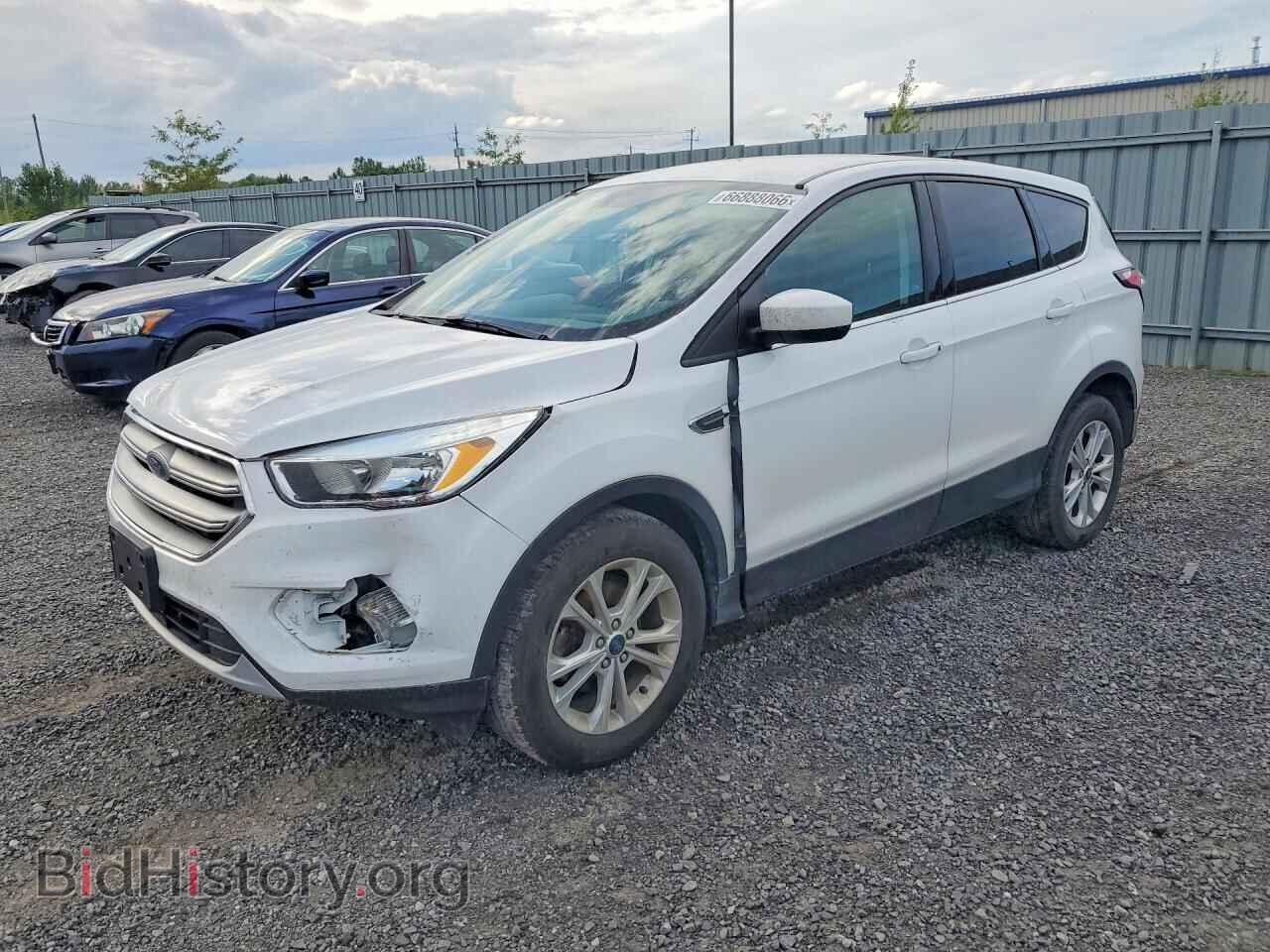 Фотография 1FMCU0GD6HUD88944 - FORD ESCAPE 2017