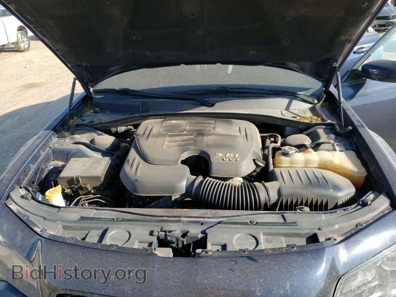 2016 CHRYSLER 300 - VIN: 2C3CCAGG5GH305033 - Фото 11