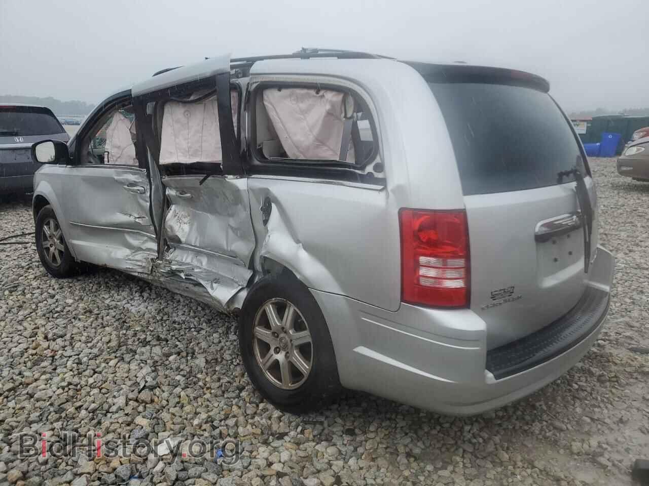 2009 CHRYSLER MINIVAN - VIN: 2A8HR54119R567922 - Фото 2