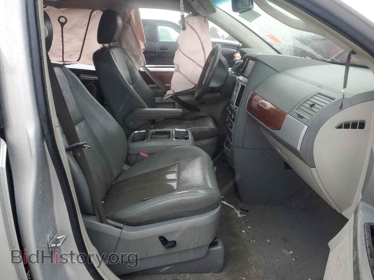 2009 CHRYSLER MINIVAN - VIN: 2A8HR54119R567922 - Фото 7