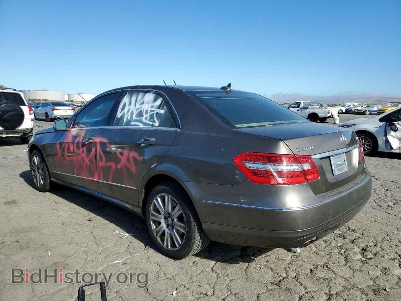 2012 MERCEDES-BENZ E-CLASS - VIN: WDDHF8JB5CA529013 - Фото 2