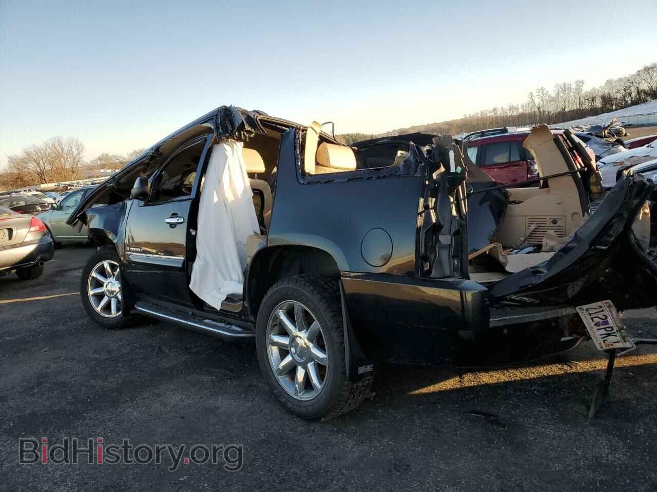 2007 GMC YUKON - VIN: 1GKFK638X7J189404 - Фото 2