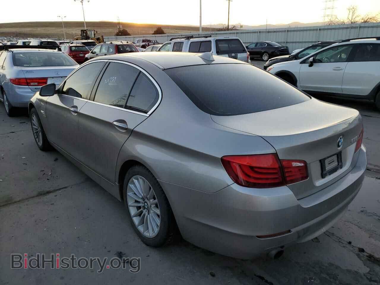 2011 BMW 5 SERIES - VIN: WBAFU7C53BC771257 - Фото 3