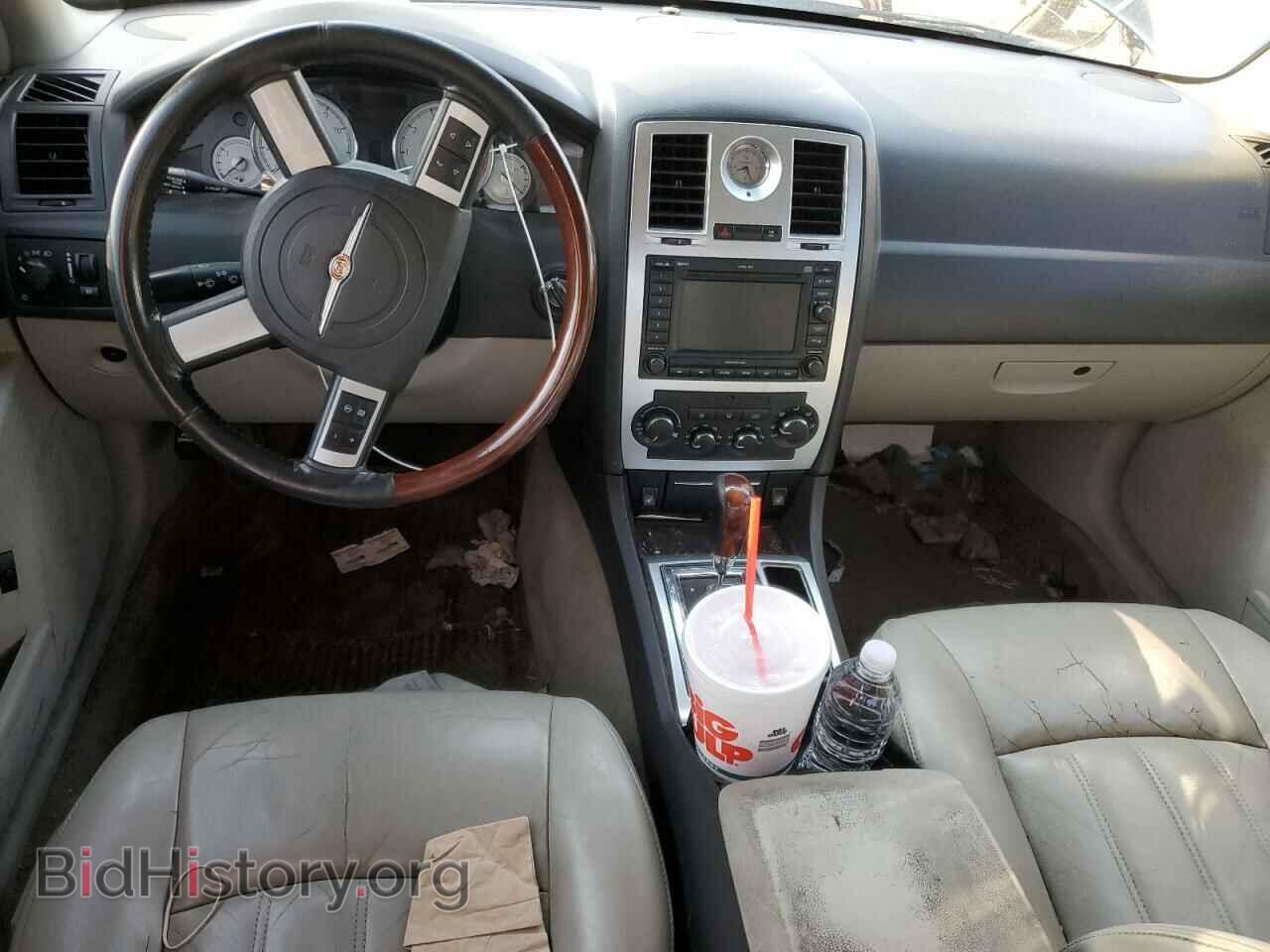 2007 CHRYSLER 300 - VIN: 2C3KA63H17H785973 - Фото 8
