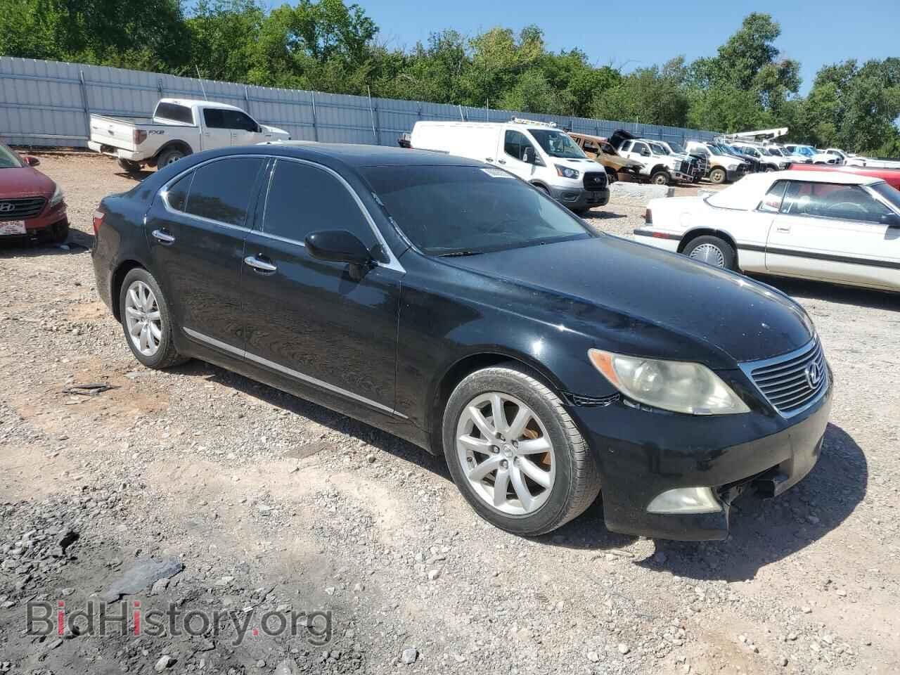 2007 LEXUS LS460 - VIN: JTHBL46F075002555 - Photo 4