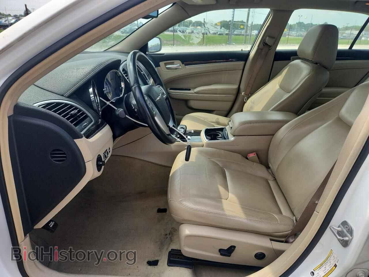 2013 Chrysler 300 (VIN 2C3CCAAG7DH572971) — фото 7 из 12