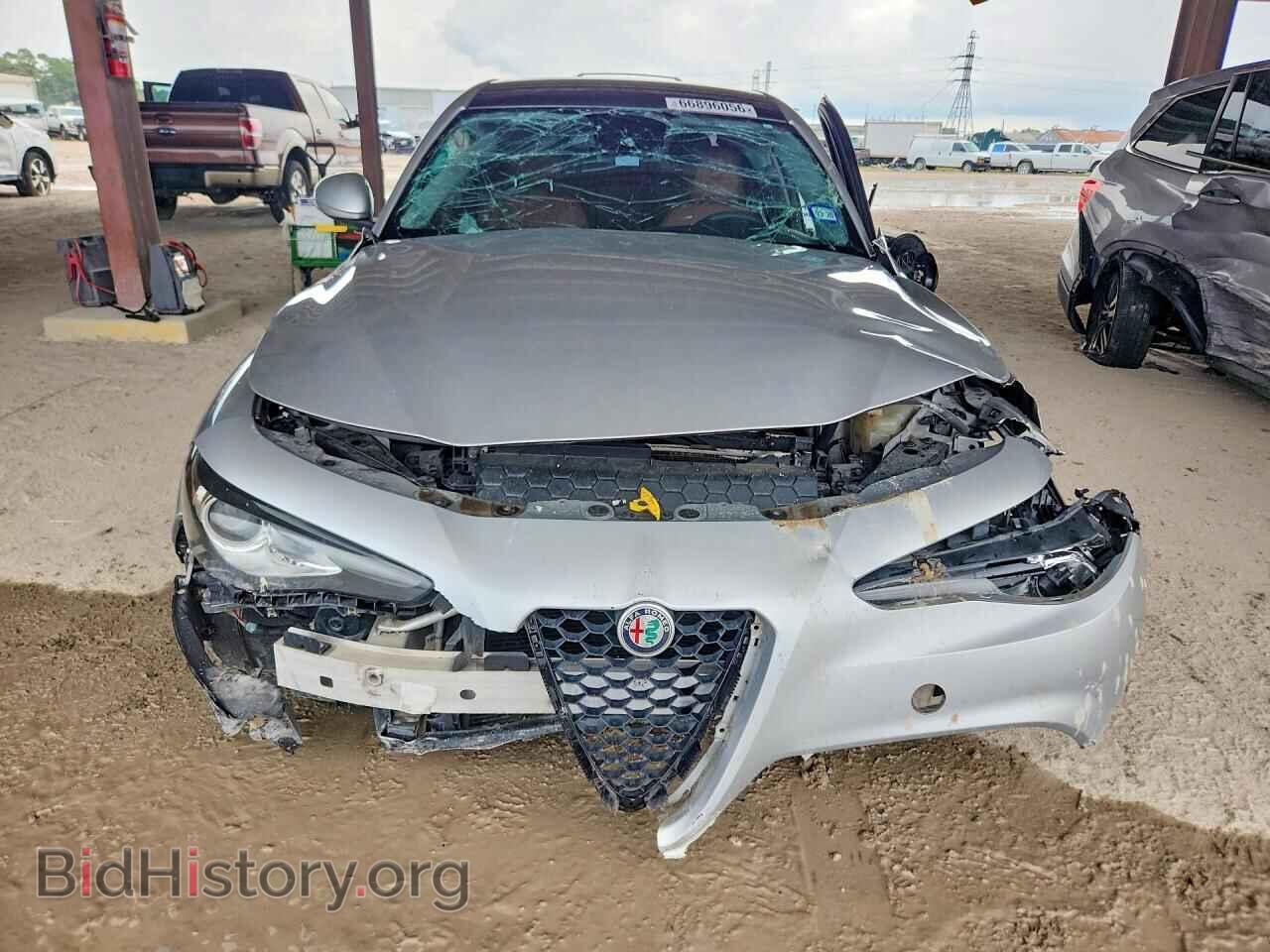 2017 ALFA ROMEO GIULIA - VIN: ZARFAEBN4H7545690 - Photo 5