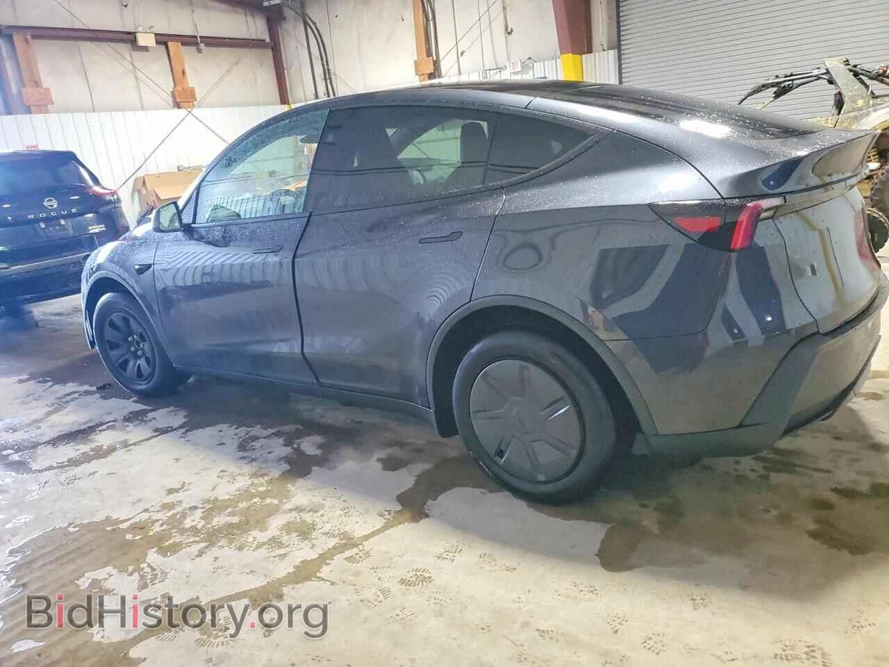 2026 TESLA MODEL Y - VIN: 7SAYGDED4TA595927 - Photo 2