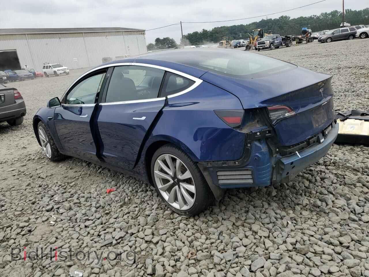 2018 TESLA MODEL 3 - VIN: 5YJ3E1EBXJF185479 - Photo 2