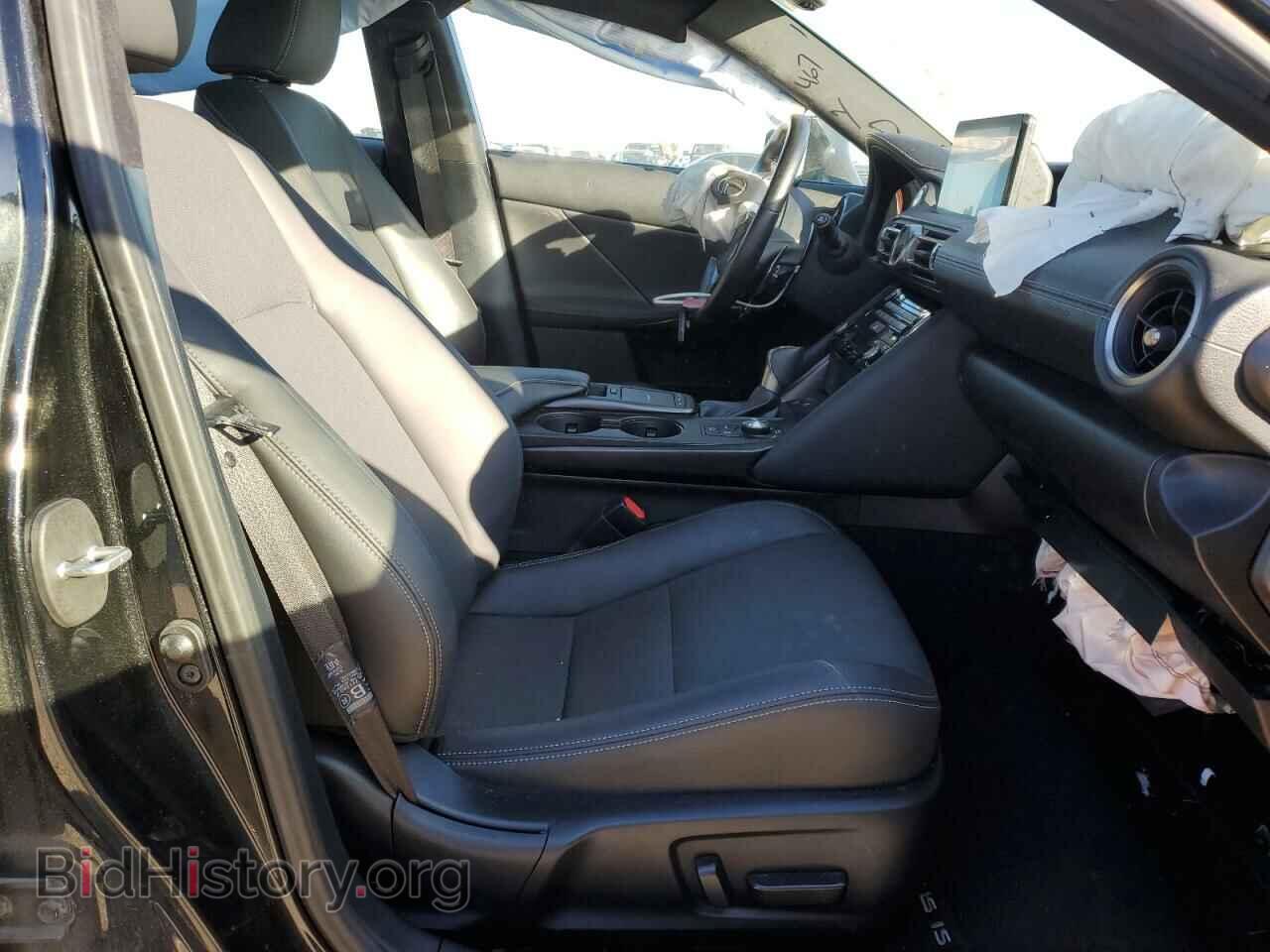 2021 LEXUS IS - VIN: JTHCA1D23M5113802 - Photo 5